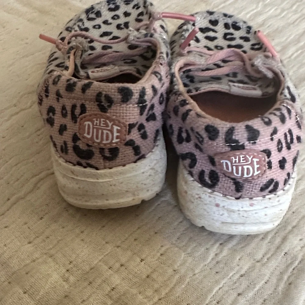 Hey Dude Leopard Print Kids Shoes - Pink and Black size toddler 9